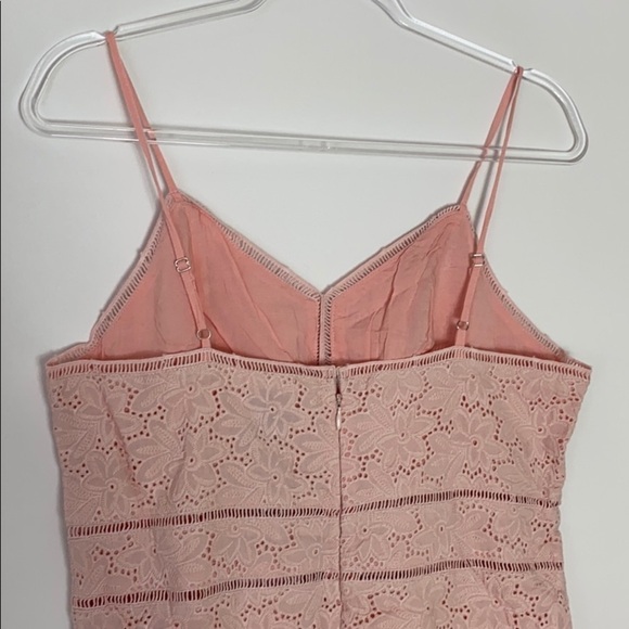J.O.A. Mono mini dress in pink lace Large - Picture 4 of 10